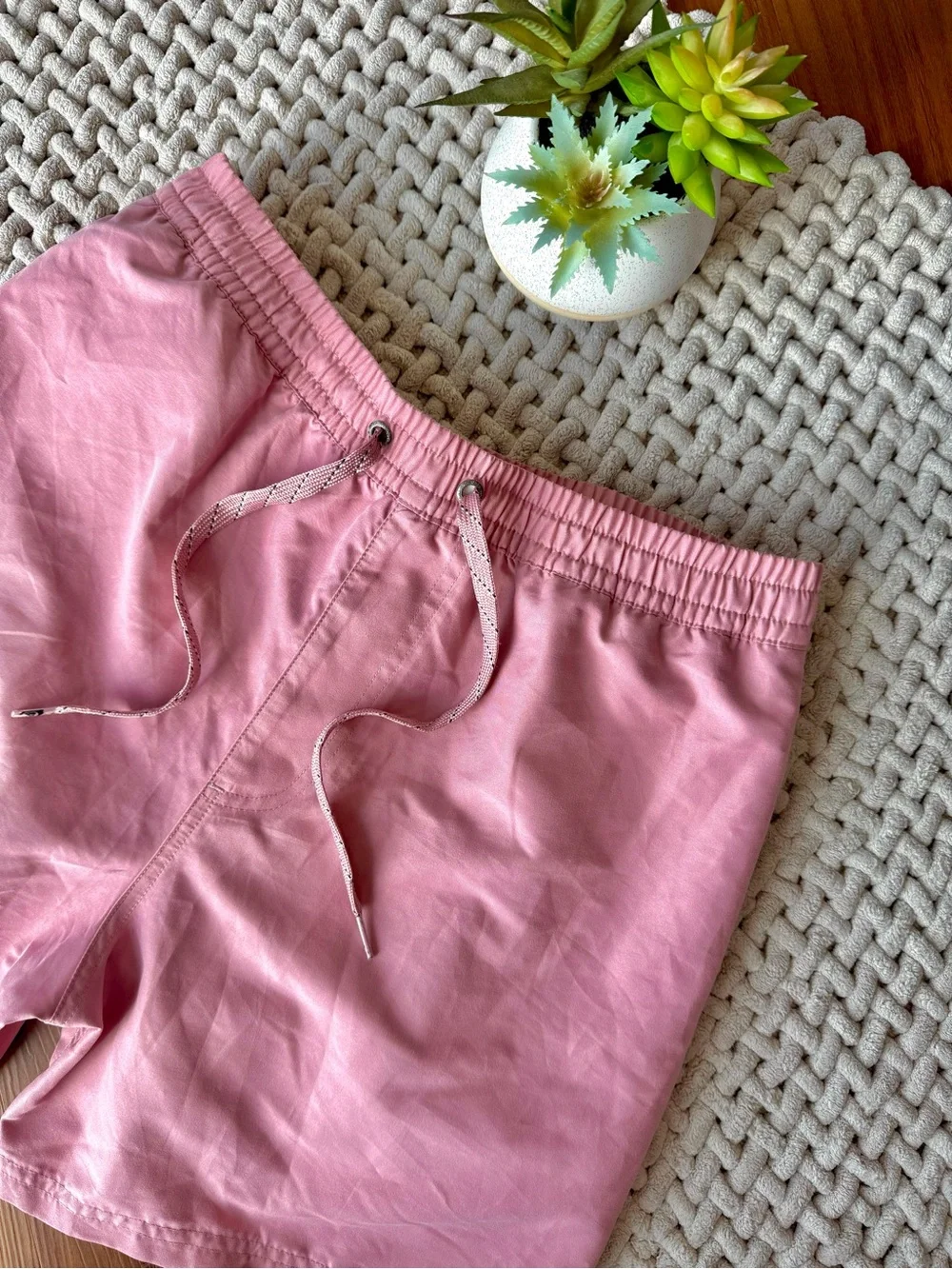 Quiksilver | Men's Everyday Solid Swim Trunks | Dusty Rose | XL